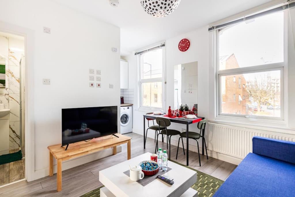 Parkside Stay North London - Victoria Line Dış mekan fotoğraf